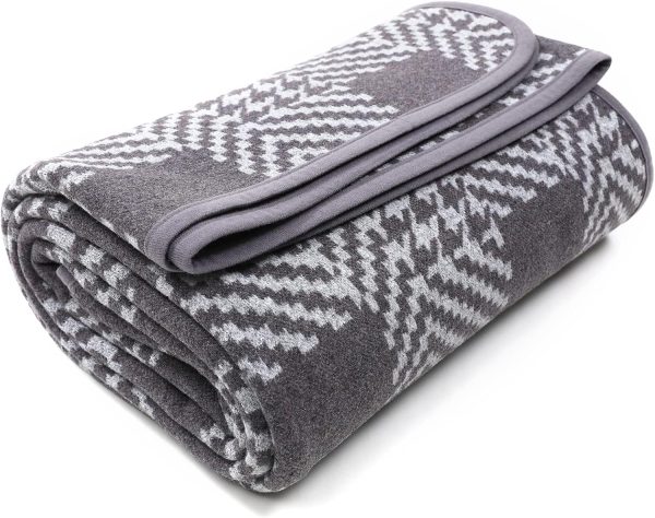 Merino Wool Blanket - 87" x 63" Thick Warm Soft Large Bed Throw - Great for Camping, Outdoors, Travel, Car, Couch, All Seasons Houndstooth Grey